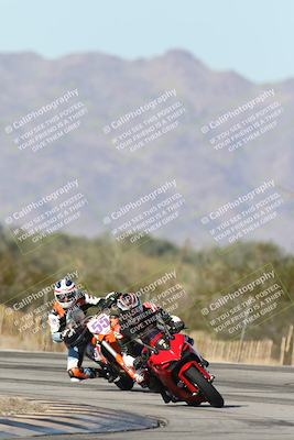 media/Dec-01-2025-Moto Forza (Mon) [[2daa91e15f]]/2-Intermediate Group/Session 3 (Turn 3)/